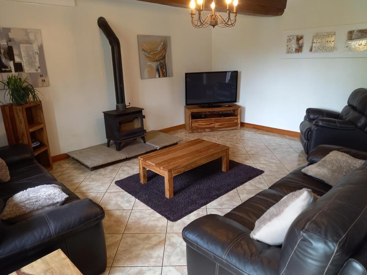 La Gasteboisiere With Swimming Pool And Games Room Le Mesnil-Adelee Luaran gambar