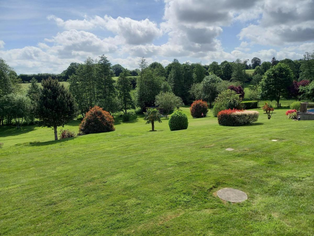 La Gasteboisiere With Swimming Pool And Games Room Le Mesnil-Adelee Luaran gambar